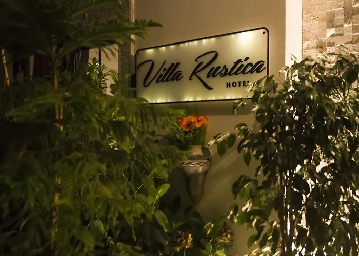 Ξενοδοχείο Rustica 2*